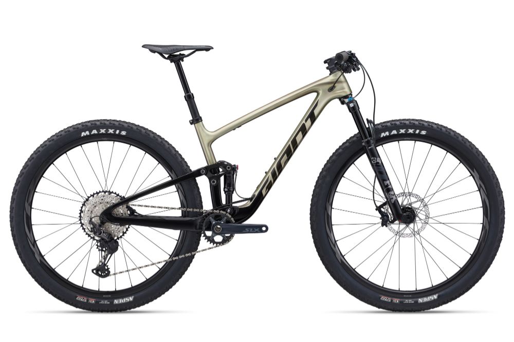 2024 Anthem Adv 29er 2