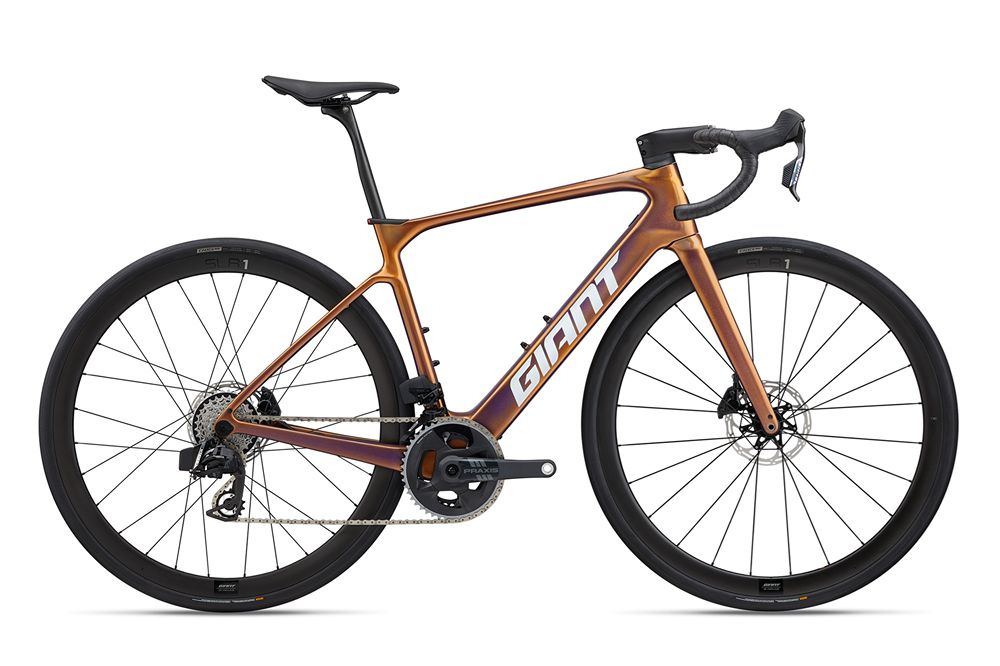 2026 Defy Adv E+ Elite 1