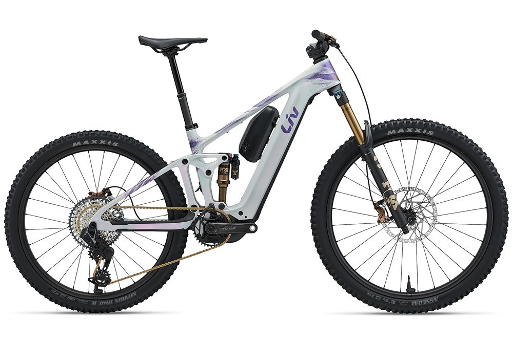 2027 Intrigue Adv E+0